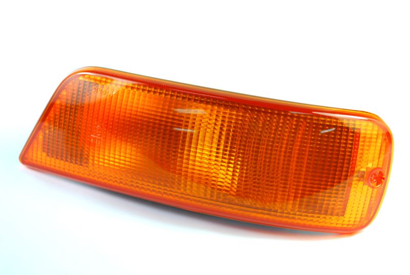 Фонарь указателя поворота Mercedes Atego левый TD01-50-089L