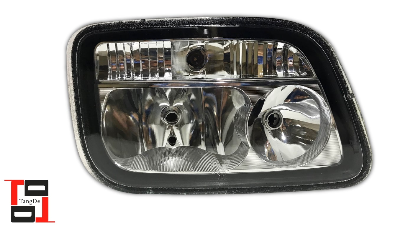 Фара Mercedes Actros MP2 права TD01-50-009R