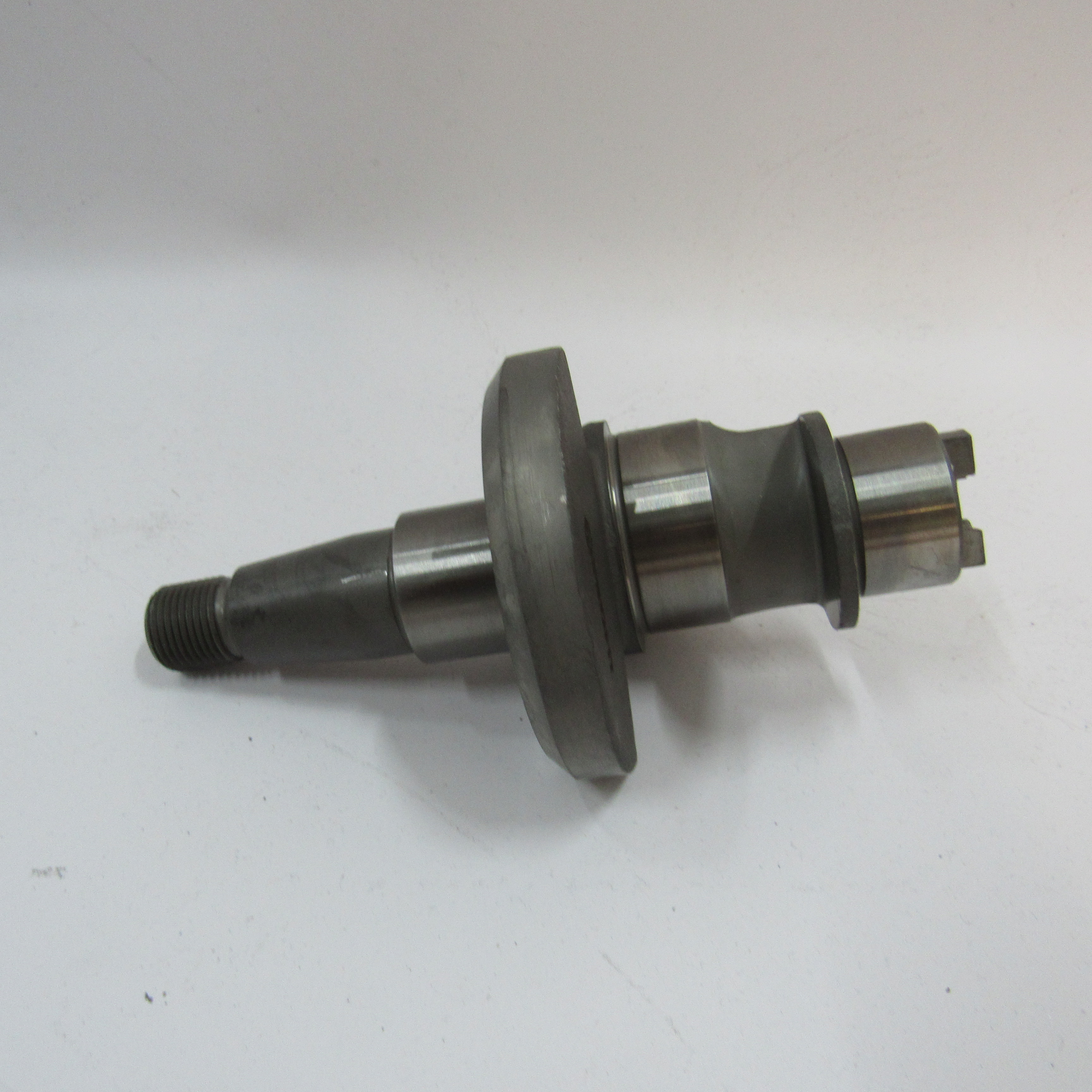 Коленвал компрессора d-88 Knorr LK1813 PR 4040-7200 881 001