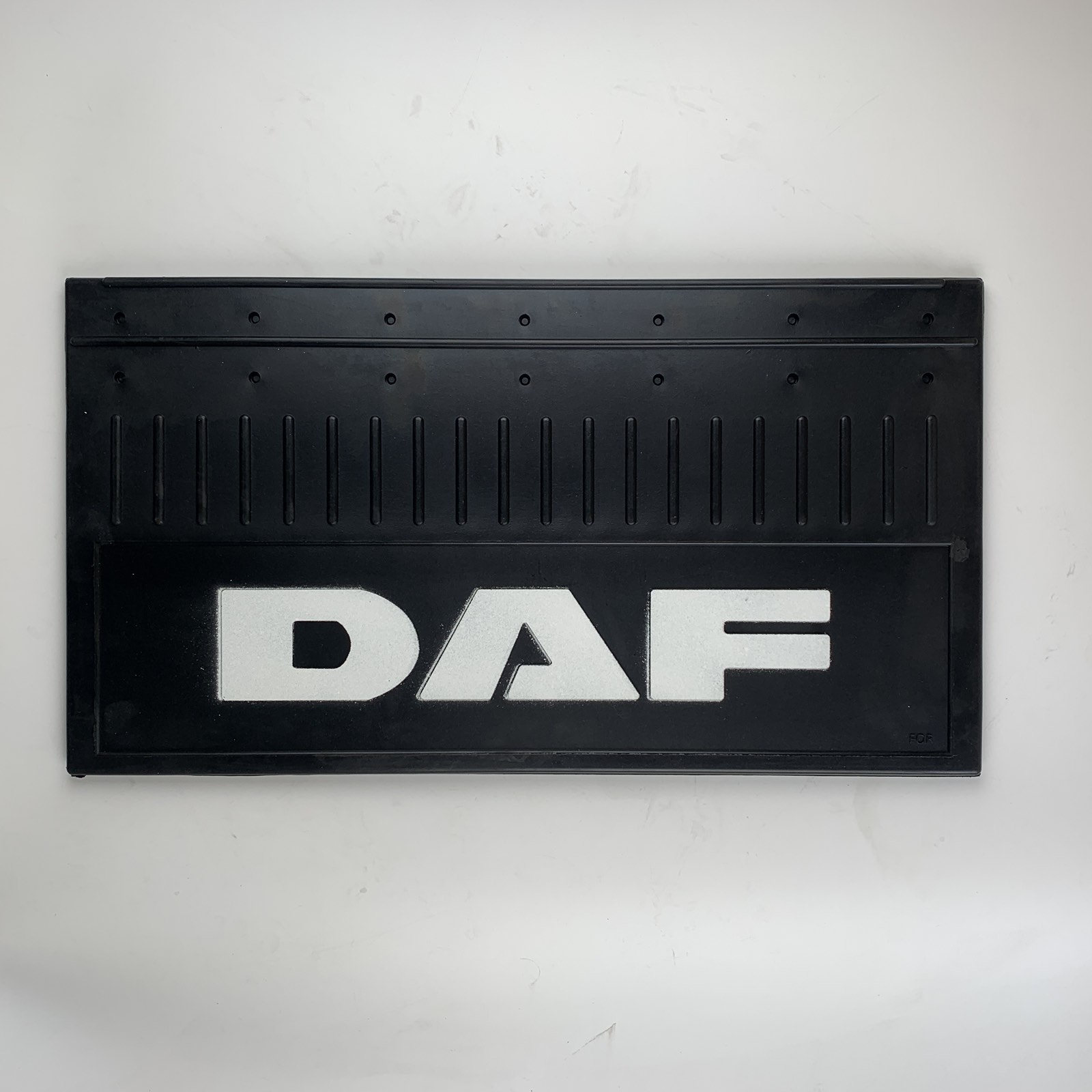 Бризковик DAF задній 645x350 DAB004292
