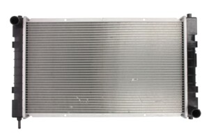 Радіатор Mercedes 507D, 609D-814D OM364 D7ME007TT