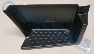 Сходинка кабіни Mercedes 814-1320 правий 15-07-08-0266
