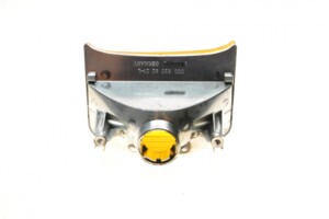 Фонарь указателя поворота Mercedes 814 правый RW82069