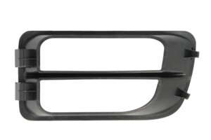 Решотка бампера Mercedes Actros MP2/ MP3 правая MER-BC-002R