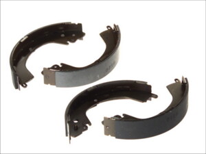 Колодки тормозные барабан Mitsubishi L200 83-15 C05058ABE