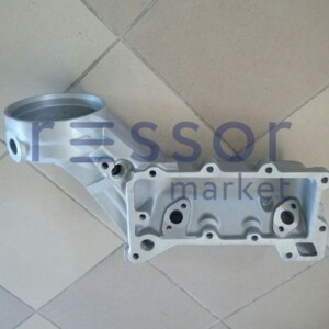 Крышка теплообменника Mercedes OM447 4071801138