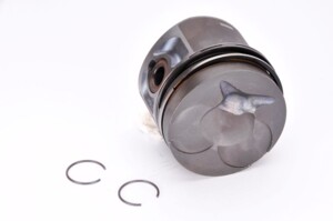 Поршень Mercedes OM-616-617 0.5 87.70479 050