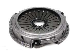 Корзина сцепления Mercedes 609D-709D 6261