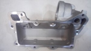 Крышка теплообменника Mercedes, MAN 4040001